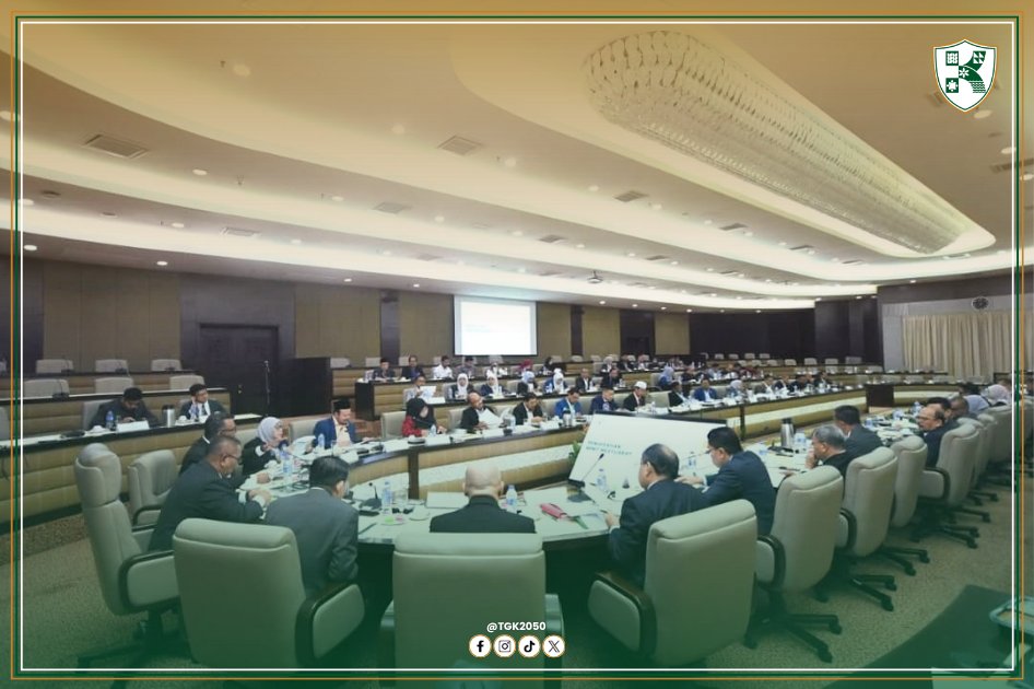 TGK2050's tweet photo. The Greater Kedah Secretariat organised the Meeting on the Achievement of the Kedah 2035 Strategic Plan under The Greater Kedah Framework for the Second Quarter of 2026 on 15 September 2026 at Wisma Darul Aman, Alor Setar.

#TheGreaterKedah #EmpoweringLives https://t.co/KrSNo1udAM