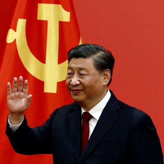 forumbunklr's tweet photo. 🚨 MEU DEUS? Alta cúpula da China suspeita que Xi Jinping tenha sido ENVENENADO.

Após reunião dos BRICS na Índia (principal suspeita), o líder chinês teria passado mal e sofrido um DERRAME. Algo parecido ocorreu com o presidente da África do Sul, que também estava no encontro. https://t.co/wpAIdogkWn