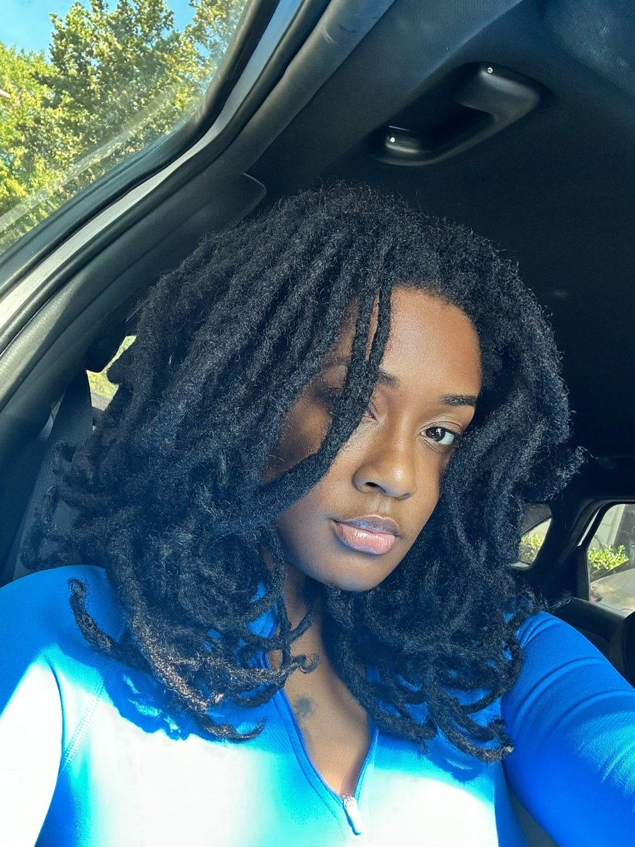 aliasidkk's tweet photo. Fuck you, no im not getting a retwist! 🖕🏽✊🏽 https://t.co/464fTUIzWR