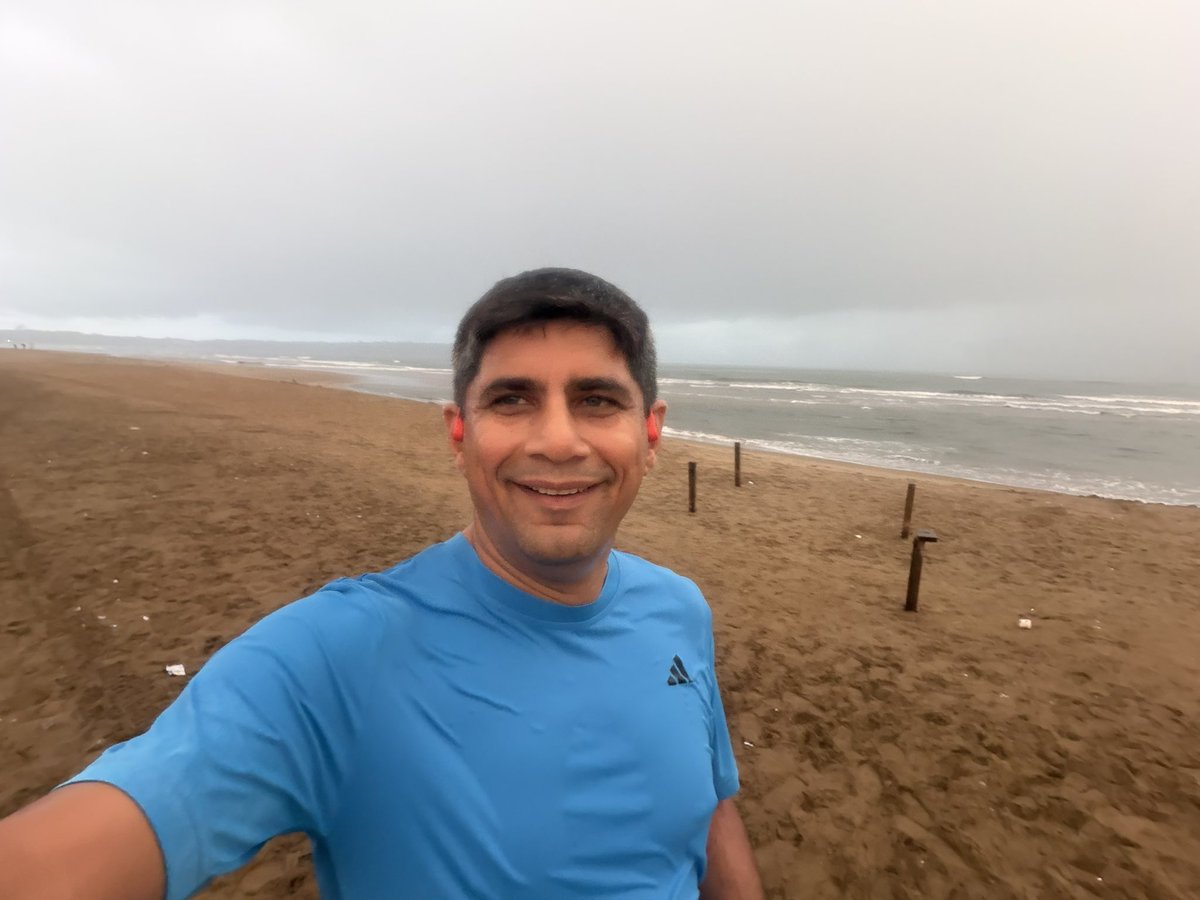PatankarRishi's tweet photo. 7 km along the beautiful Miramar Beach 🌊🏃♂️
Fresh air, endless views, and the perfect start to the day.
Run. Breathe. Repeat. ✨
#MiramarBeach #Goa #BeachRun #7KRun #MorningRun #RunForLife #Running #Fitness #Endurance #StayActive #running #run #sports #fitness #goa #panaji https://t.co/qHEjw2aCua