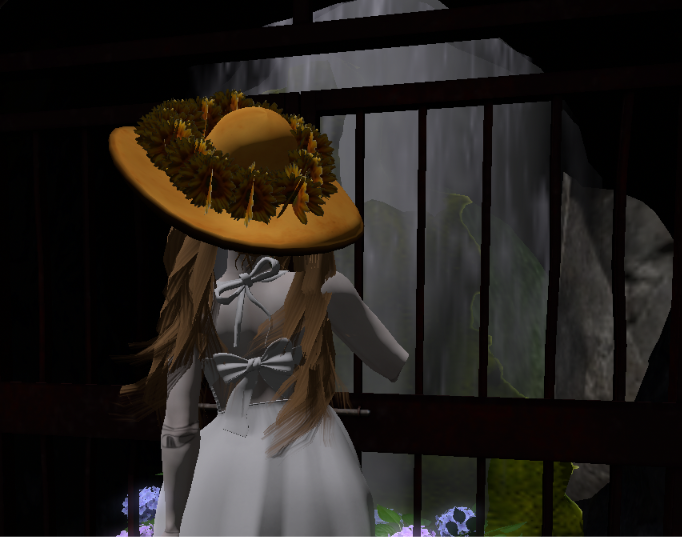 ROT_010's tweet photo. ok last one. ended up stumbling across a sex dungeon and got scared https://t.co/gT2XjwyRQA