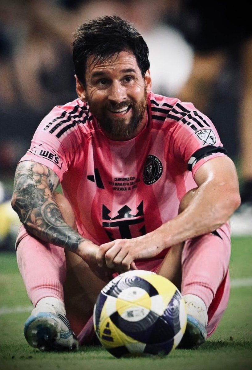 Messias30_'s tweet photo. 49 títulos.
929 goles.
424 asistencias.
1 Mundial.
8 Balones de Oro.

Lionel Andrés Messi. https://t.co/pNW6f0BG94