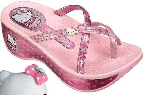 moniicos's tweet photo. tópico sapatos íconicos de garotas dos anos 2000 https://t.co/oQER6B20yG