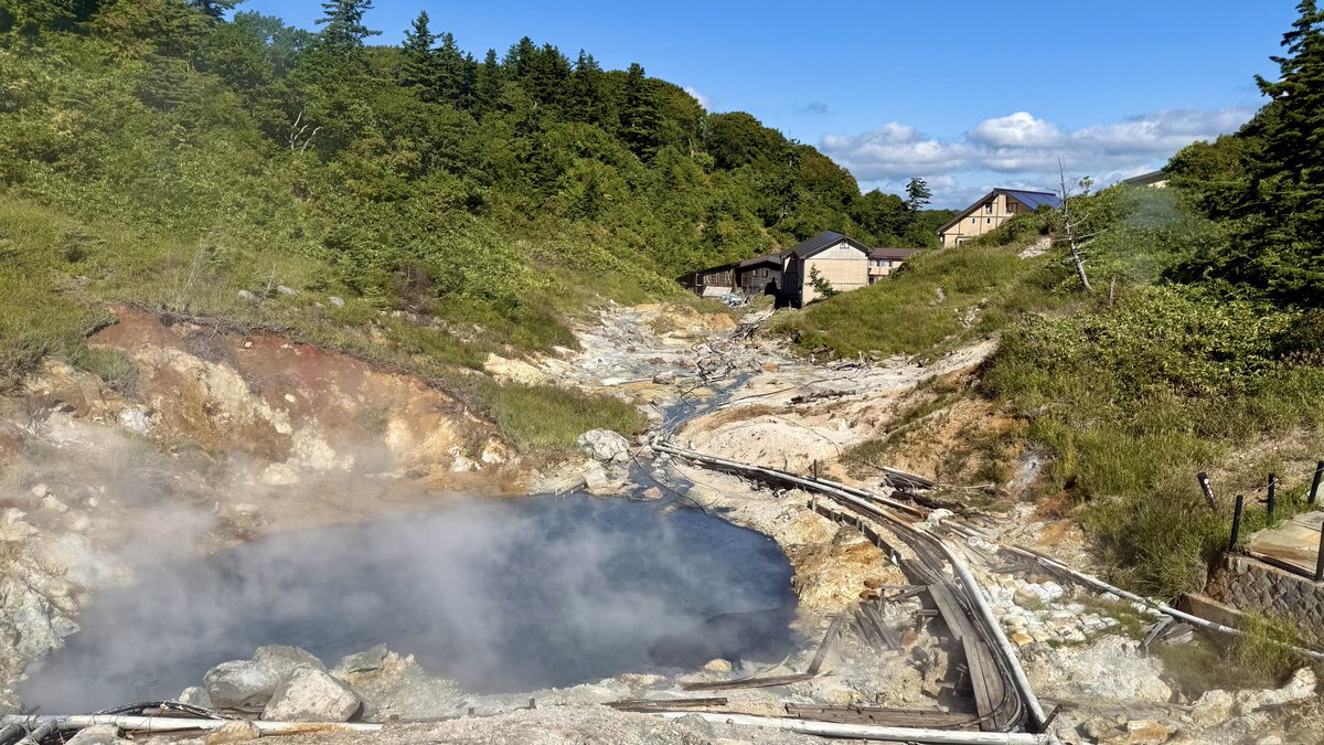 yokuran's tweet photo. 後生掛温泉♨️
秋田県の八幡平にあり源泉の蒸気や泥、火山活動を利用した湯治文化が残っている温泉♪
泉質は単純硫黄泉で硫黄の濃い温泉なのです☺️ https://t.co/OukmcnzWTk