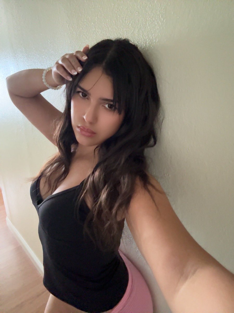 alixily's tweet photo. hola https://t.co/rsVsuwKk0Z