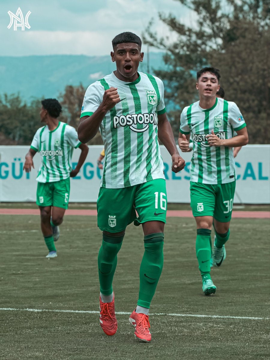 JvenesPromesas3's tweet photo. Mucha movilidad y control orientados del pelao Xavi Ríos(20) en esta primera parte con Atlético Nacional 🧐 https://t.co/cMblGuUOJu
