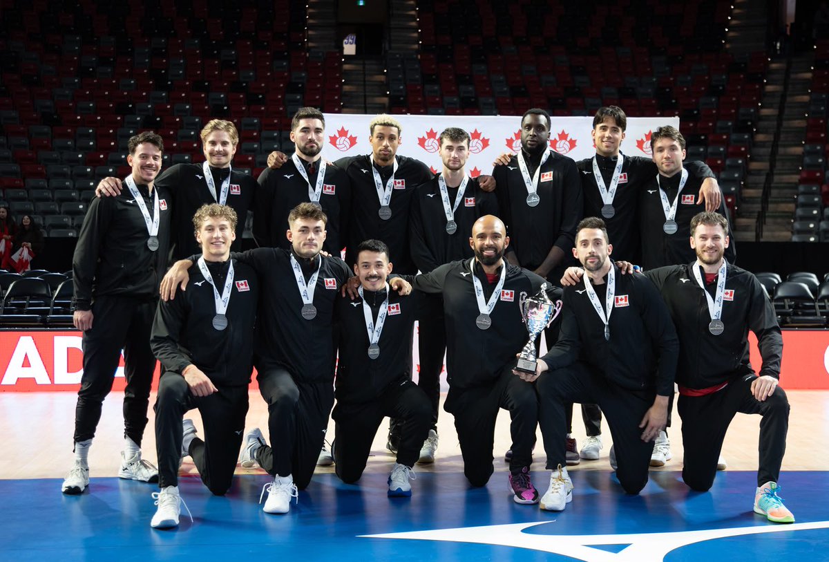 Norceca_Info's tweet photo. Let’s celebrate the medalists of the 2026 NORCECA Men’s Continental Championship! 👏🏻🔥 

🏆🥇 United States 🇺🇸
🥈Canada 🇨🇦
🥉Cuba 🇨🇺 https://t.co/SIBWTxaXXi