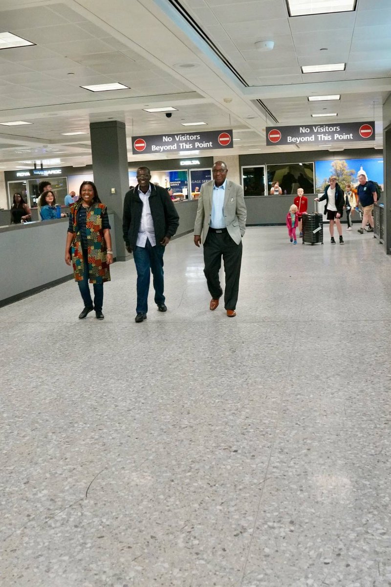 Kimuzi_'s tweet photo. Maraga the 6th has landed in the US. https://t.co/KxnkXtBYtA