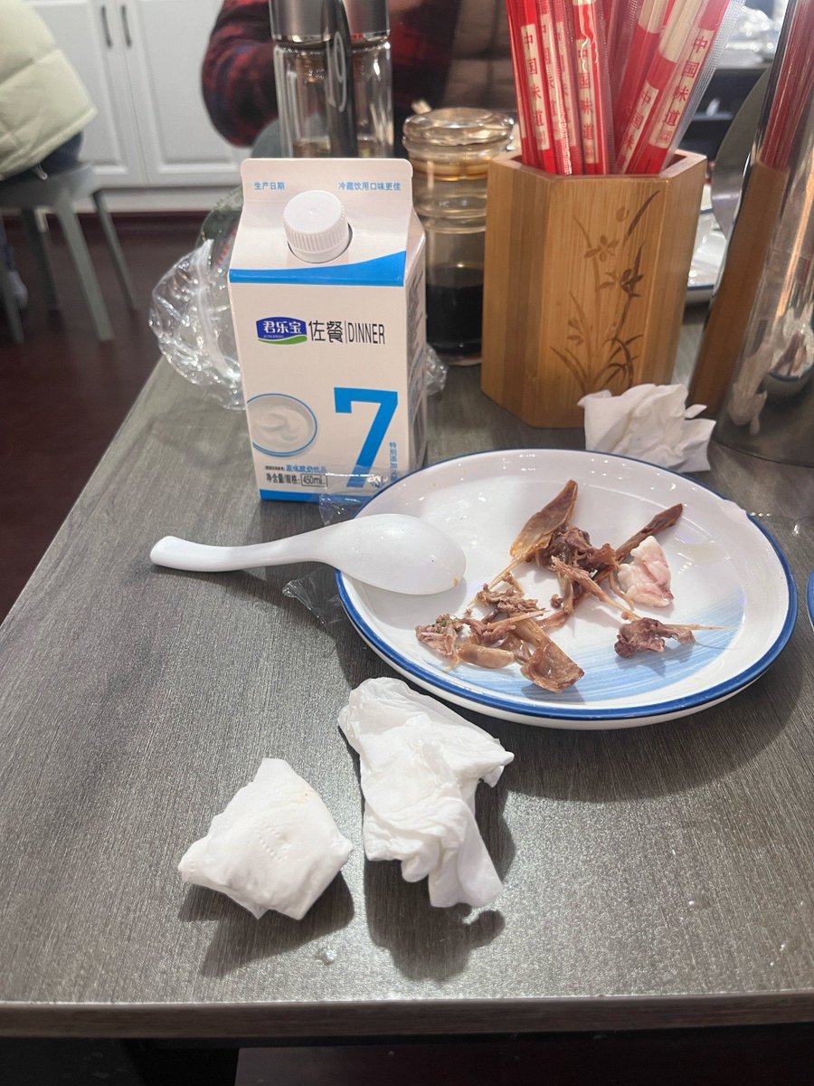 hearc953460's tweet photo. Just knocked over a bowl of cereal while cleaning the table—floor’s a mess, but at least I got most of the crumbs out already! No biggie!， https://t.co/T0HmZJvYSh