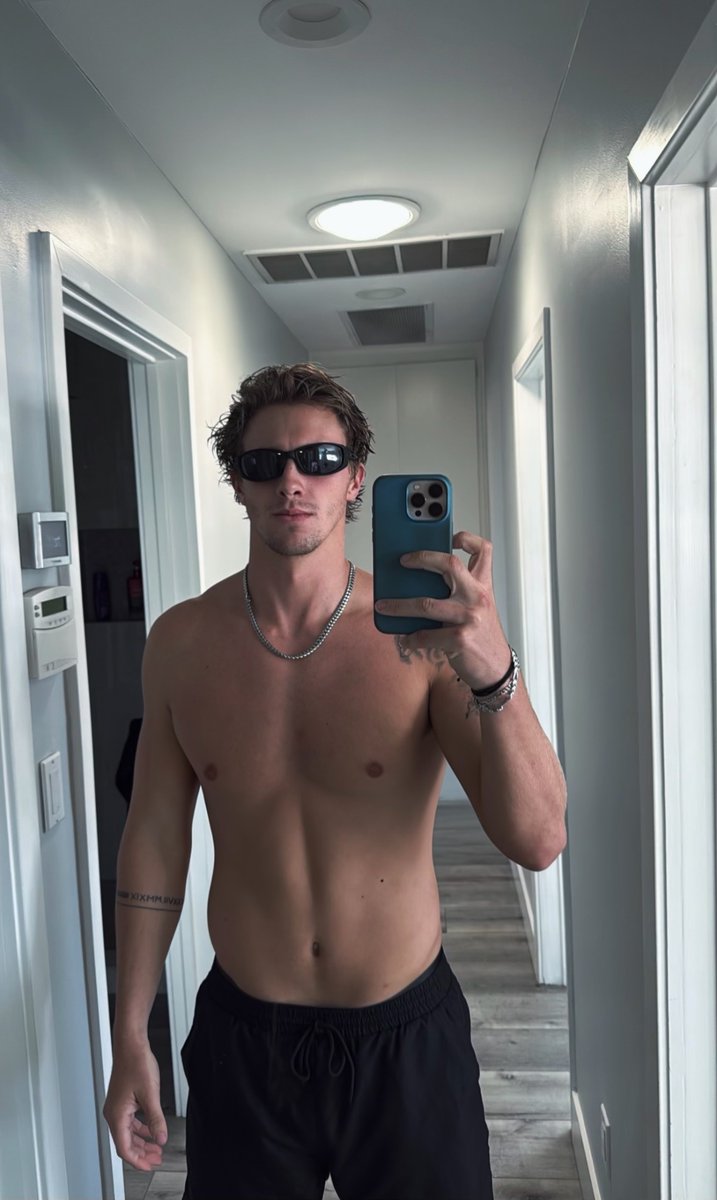 calebbmcdaniell's tweet photo. https://t.co/OSGH4DnTcP