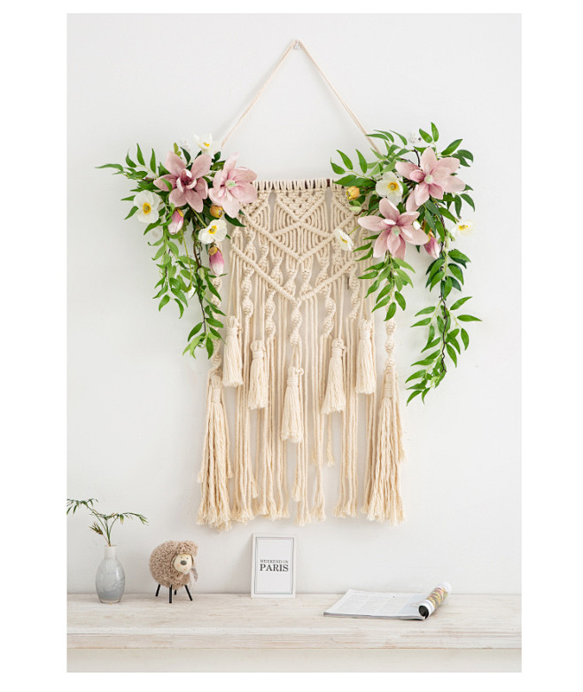 blueh055108's tweet photo. Just finished this handcrafted macramé plant hanger—dried cotton cords, minimalist knots, and my little pothos fits perfectly. Such a cozy weekend win! https://t.co/cXFQGw61cE