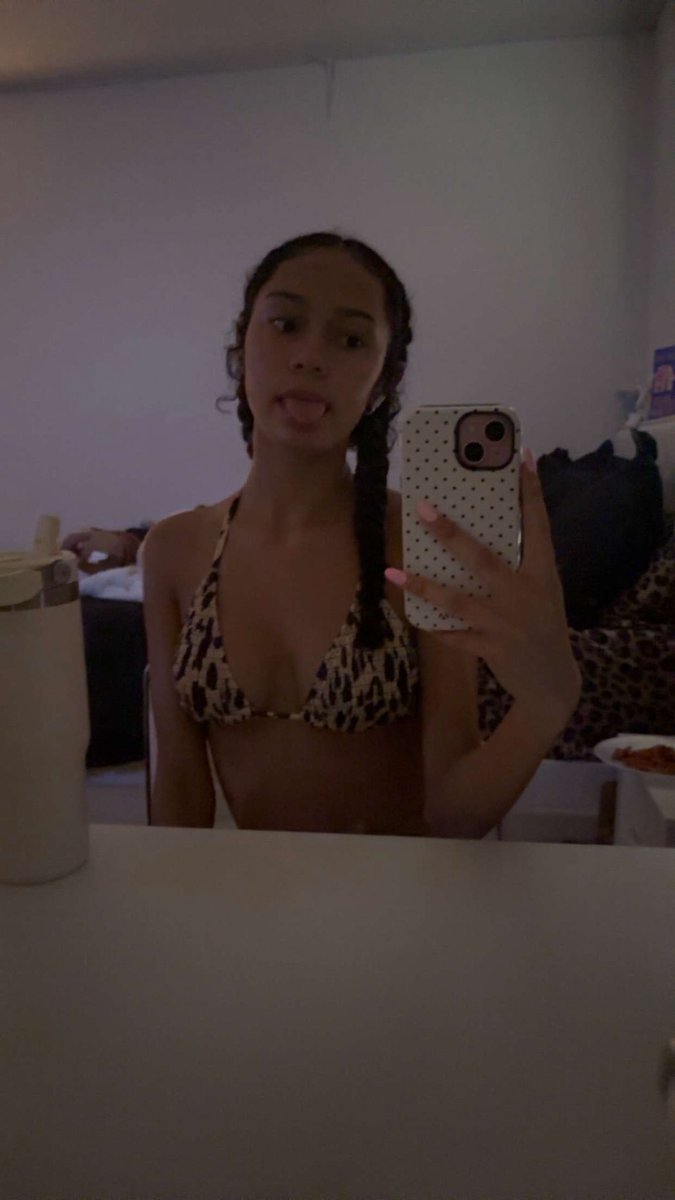 goonwda5's tweet photo. stroke to my gf https://t.co/8HAHLRmI92