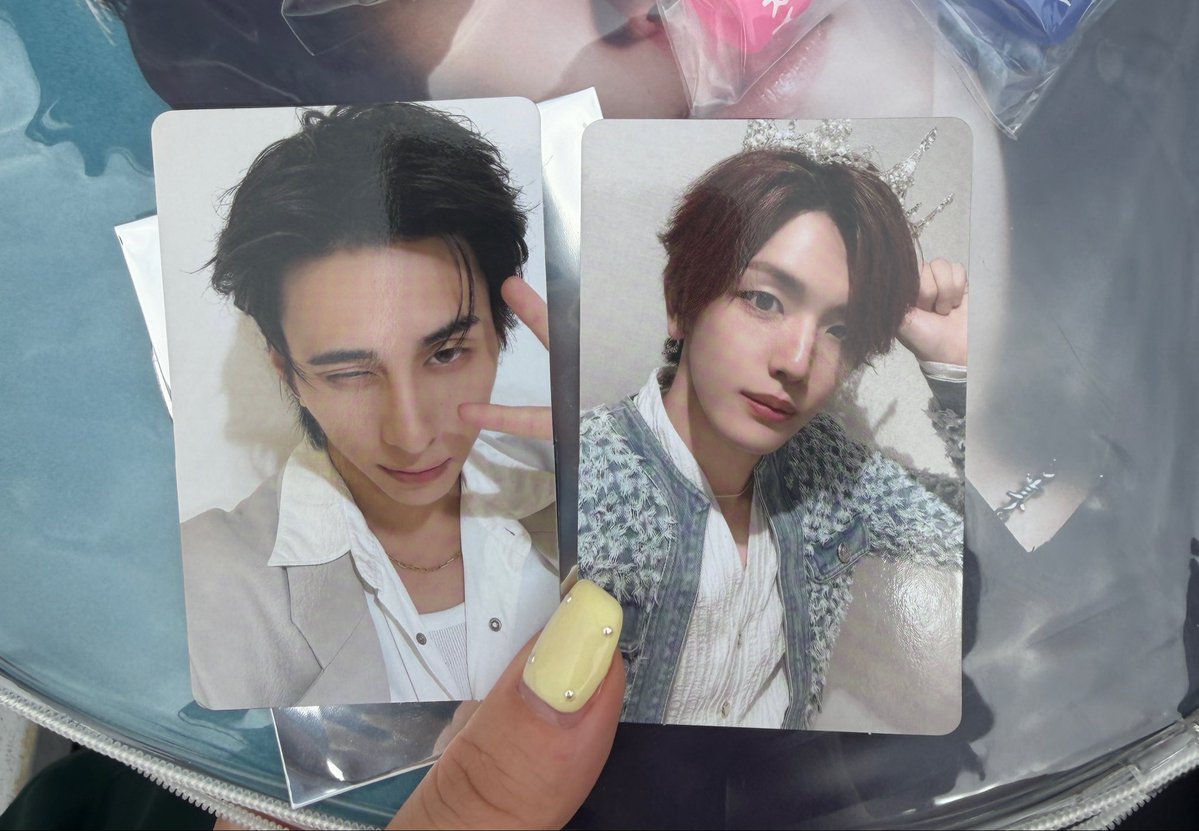Hrbqdze's tweet photo. INI FCブース コミューン COMMUNE LIGHT トレカ　交換

譲:西　髙塚
求:木村

本日東京ドーム手渡し
お気軽にお声がけください。
#INI交換 https://t.co/qz8xJtai3G