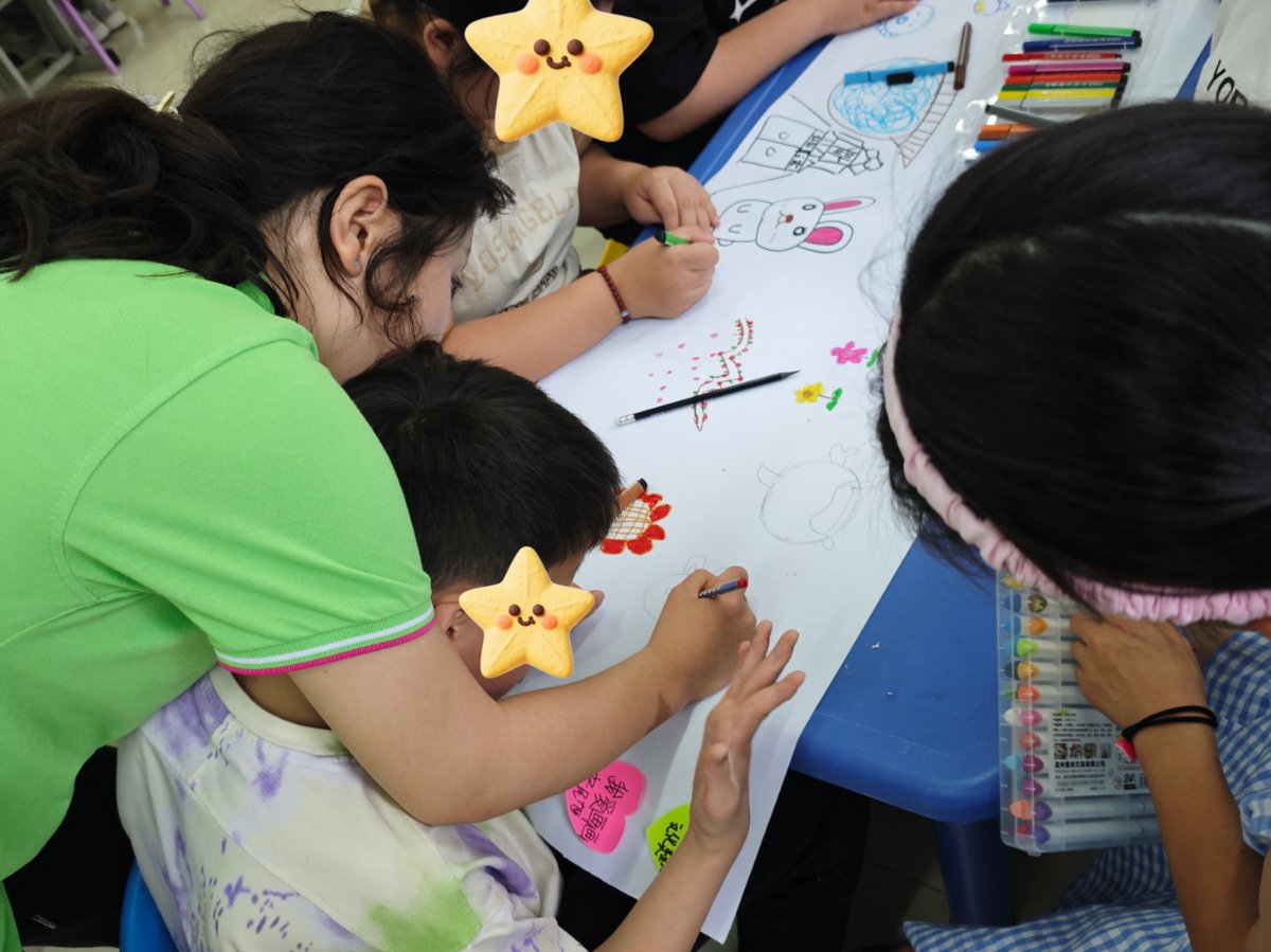 anxif196849's tweet photo. Join our campus art workshop this Fri! Unleash your creativity with local artists, make personalized crafts, and get a free art kit—limited spots, sign up now! https://t.co/r1H7OcQXGN