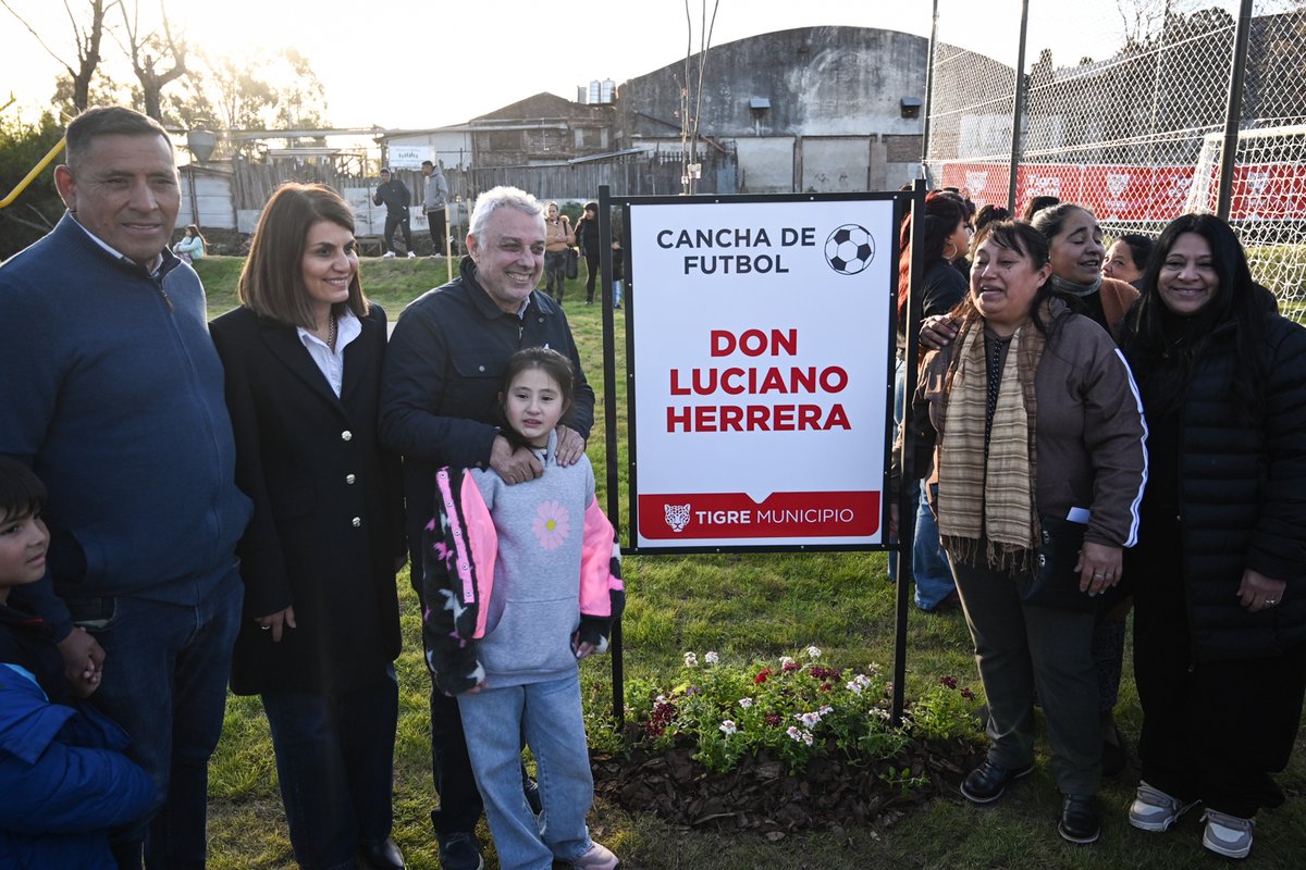 ZamoraJulio's tweet photo. ¡Sumamos nuevos espacios de encuentro en el distrito! Junto a los vecinos y vecinas de Los Tábanos, inauguramos el Paseo de la Ribera, que incluye la plaza Abuela Juana, la senda “El Ruso” D’Espósito y la cancha Don Luciano Herrera. ¡Seguimos invirtiendo en espacios de calidad para el disfrute de nuestra comunidad!

#TigreEsMiVida