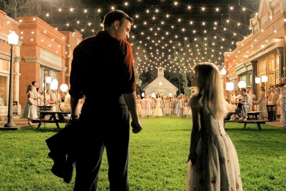fashionpressnet's tweet photo. ティム・バートン名作『ビッグ・フィッシュ』渋谷で再上映、幻想的な世界と胸を打つ親子のファンタジー映画 - https://t.co/jL3YuexxL4 https://t.co/ZVJBPCn1Mw