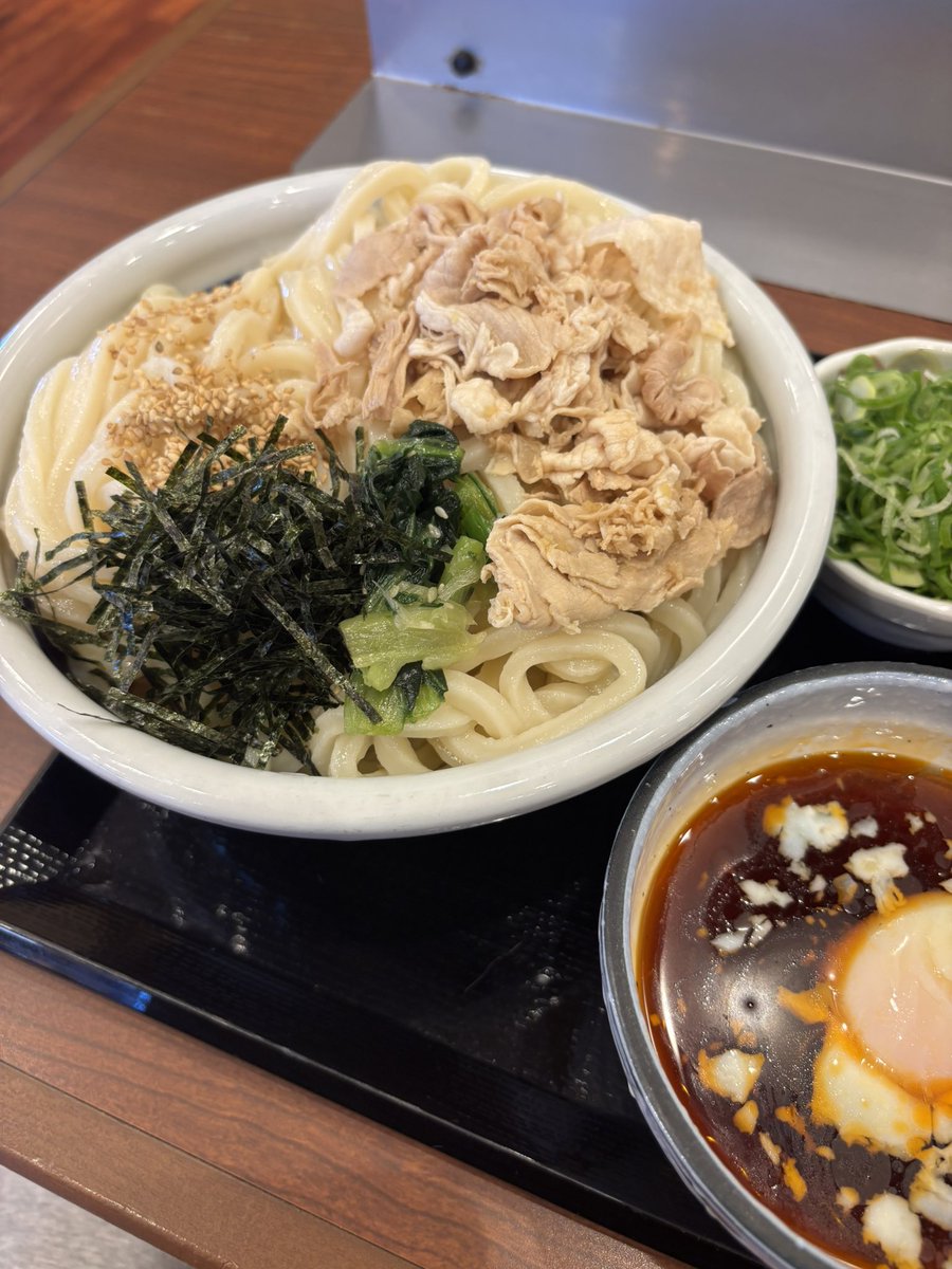 mochi__5080's tweet photo. うどん3玉ᵔᢦᵔ https://t.co/bsjw5uZ8jO