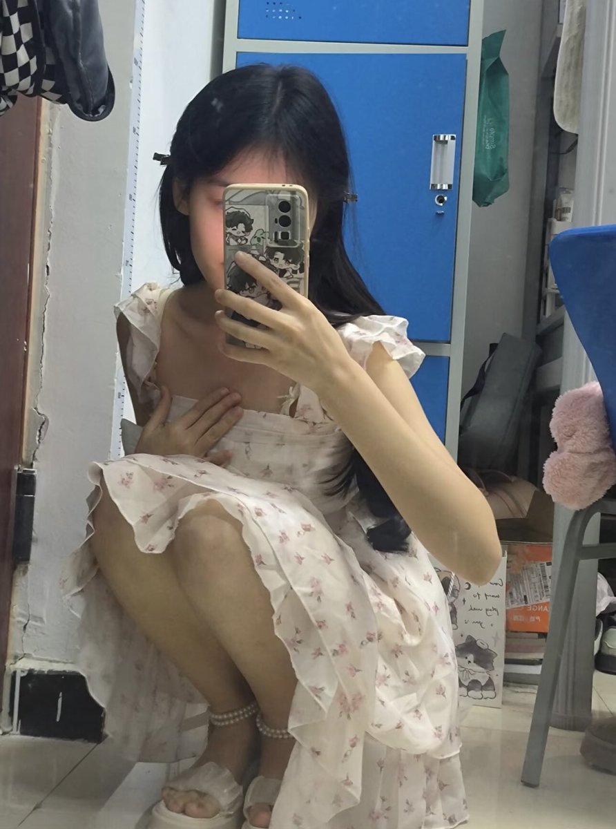 amanda11hq1's tweet photo. 05年 166。 53kg 

第一次使用

 女大 扩列交友（希望是男大） https://t.co/1lEJPiLT7y