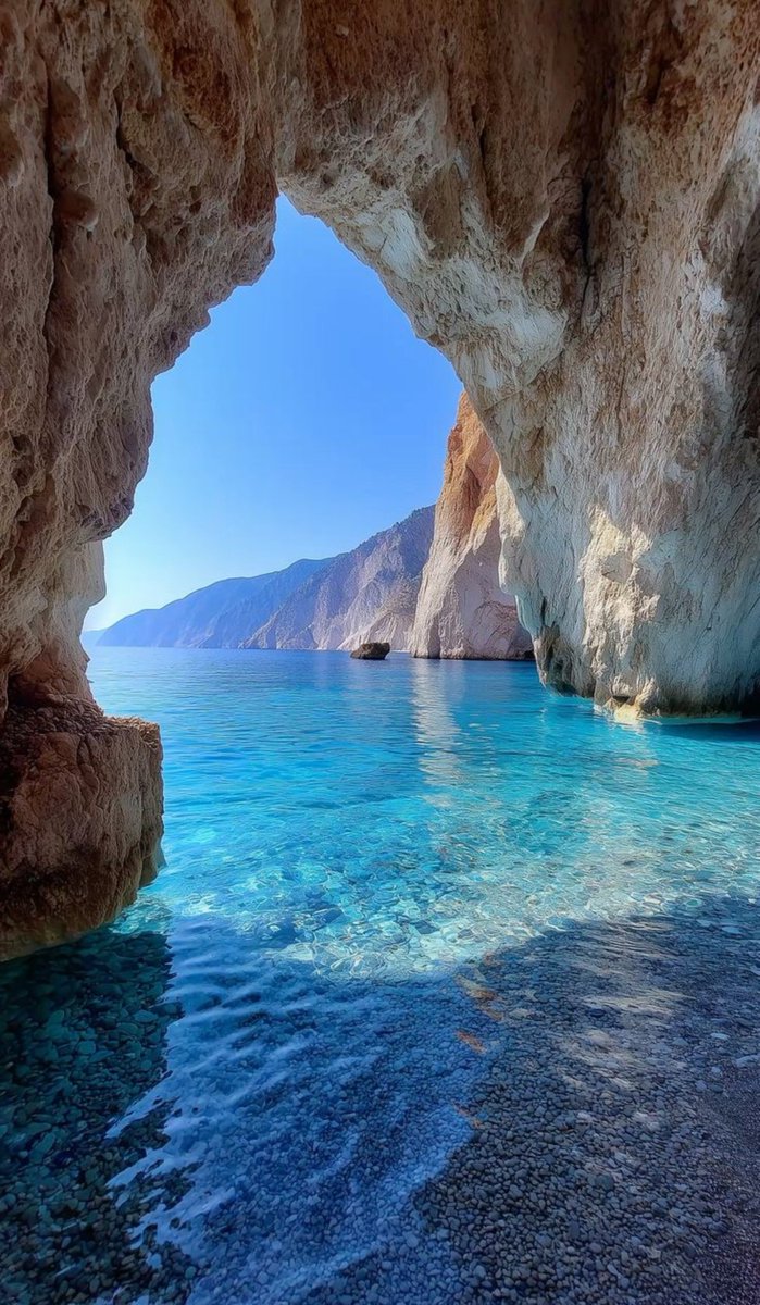 water_diaries's tweet photo. Zayknthos Island, Greece 🇬🇷 https://t.co/Cn4jsDDXfo