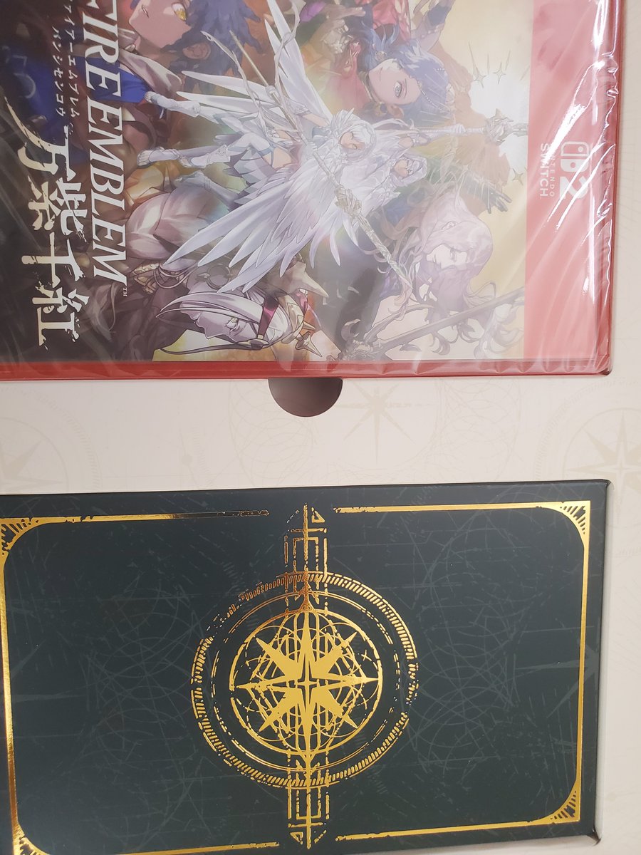 MozaiQShowHey's tweet photo. ファイアーエムブレム万紫千紅届いたよー！超テンション上がるぅ🤗 https://t.co/K9wjIA5EJa