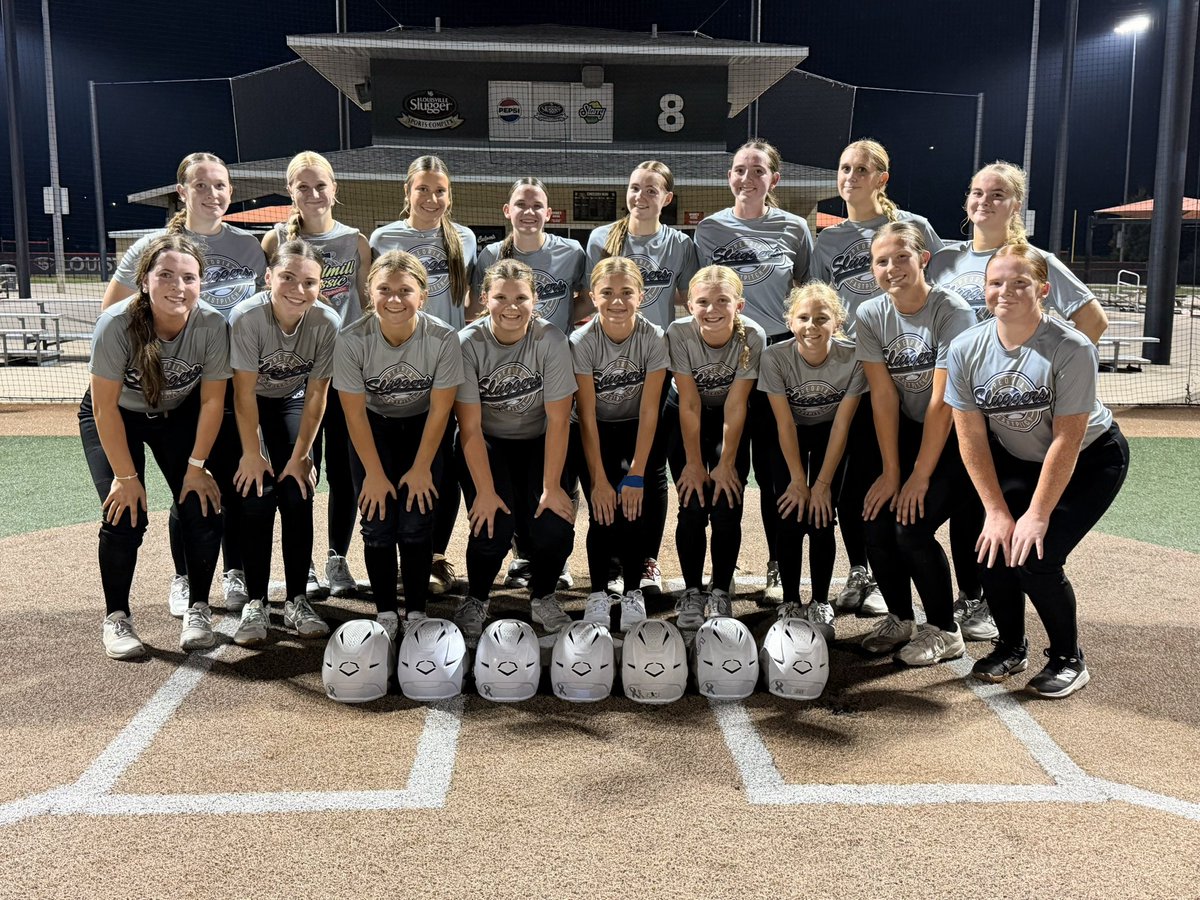 GoldPeoria's tweet photo. Fall ball has officially started!  Good practice tonight with our 13u Gorman Slugger sisters! Sluggers has some talented ladies program wide! https://t.co/euGr4loCpj