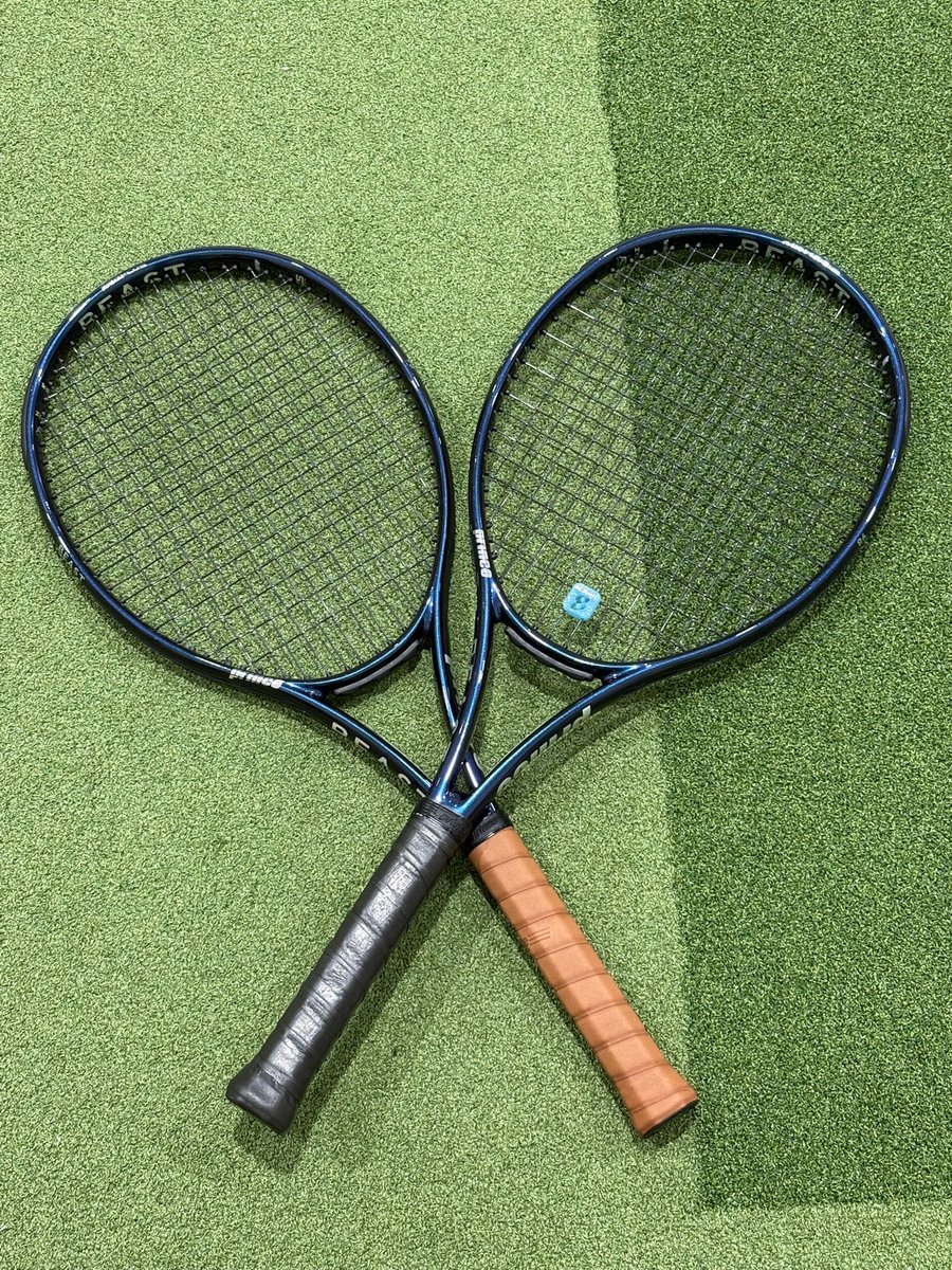 Toshnina3's tweet photo. 来た🎾98
レザーグリップに換装
ファントムタッチ17ゲージ縦横40ポンド
#トライザビースト
#打てばわかる
#prince https://t.co/jK1tc7dR5d