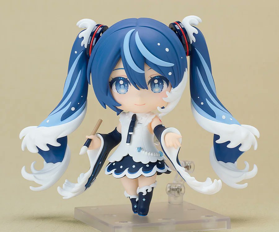 gsc_kahotan's tweet photo. ￣￣￣￣￣￣￣￣￣￣￣￣￣
ねんどろいど #初音ミク 
葛飾北斎コラボVer.(Rella)
＿＿＿＿＿＿＿＿＿＿＿＿＿
>>https://t.co/QffLMLlVed

▼グッスマ公式ショップ特典
#Rella 氏描き下ろしステッカー（2種セット）

ご予約は10月28日（水）まで🌊
#葛飾北斎 #ねんどろいど https://t.co/mLWC52cpHs