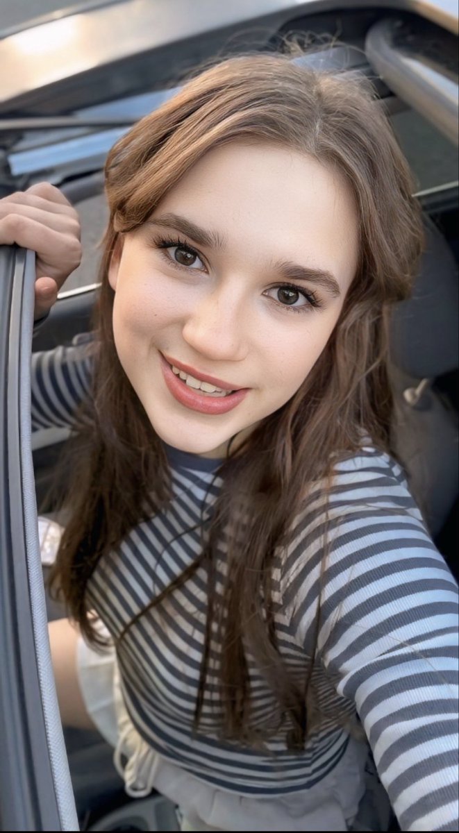 KarolinaPrg001's tweet photo. Music 🎶 heals the soul 🎻❤️🌹 https://t.co/DeDVxfMYFM
