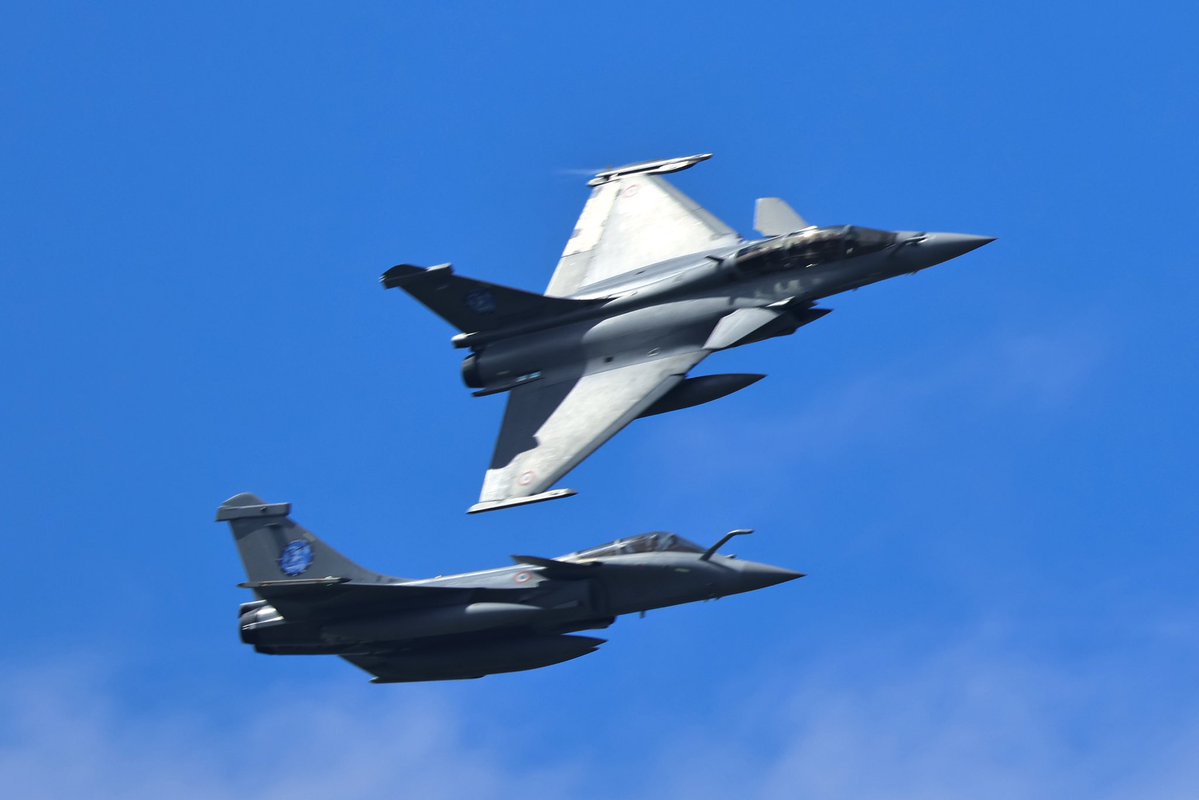 esprit_se's tweet photo. 本日の百里基地
ラファール
2機ローカルから戻りました

#百里基地 https://t.co/KcOpftf2WS