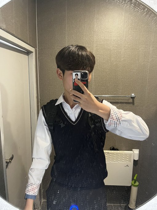 cloutom176j's tweet photo. 논산게이 없나 #게이 #게친소 #ㄱㅇ #ㄱㅊㅅ #논산 #논산게이 https://t.co/uK2rEITdSb