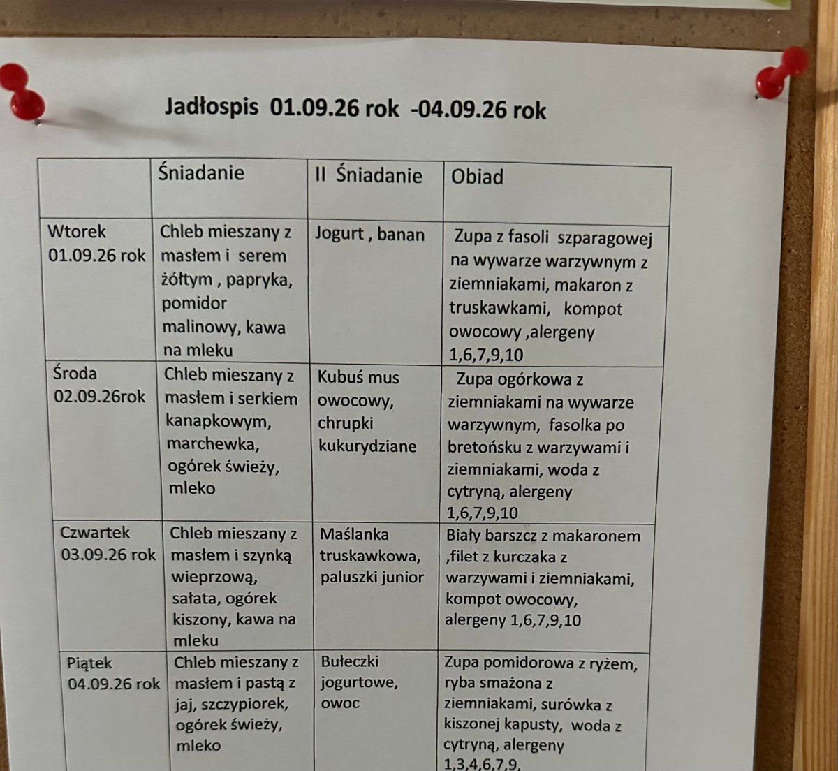 DamianSfinks's tweet photo. @JM2scorpion Piątek rano - ogórek z mlekiem - przedweekendowe czyszczenie jelit 😎 https://t.co/eNp01xwo31