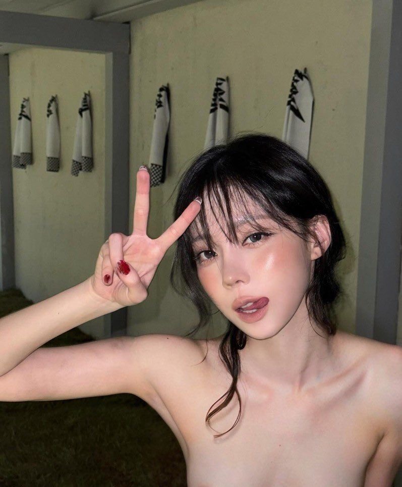 Kimminhom's tweet photo. 꼴사진이나 꼴지인 교환할 사라아암💗🤪💦
자대두 받아여💢💢 #연능 #지인 #지인능욕 #지능 #구닝 #자지대결 #교환 #능욕 https://t.co/HtzY9tJVfV