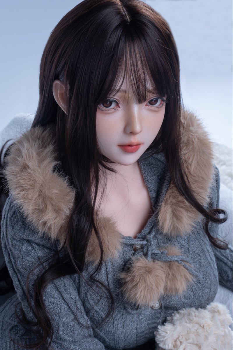 tinyqrio's tweet photo. 【她语】
早晚的风，渐渐有了秋意🍂

朝晩の風が、少し秋めくてきた🍂

#ラブドール
#等身大人形
#她语
#Artdoll
#かわいい
#硅胶娃娃 https://t.co/PVCvJZLrXy