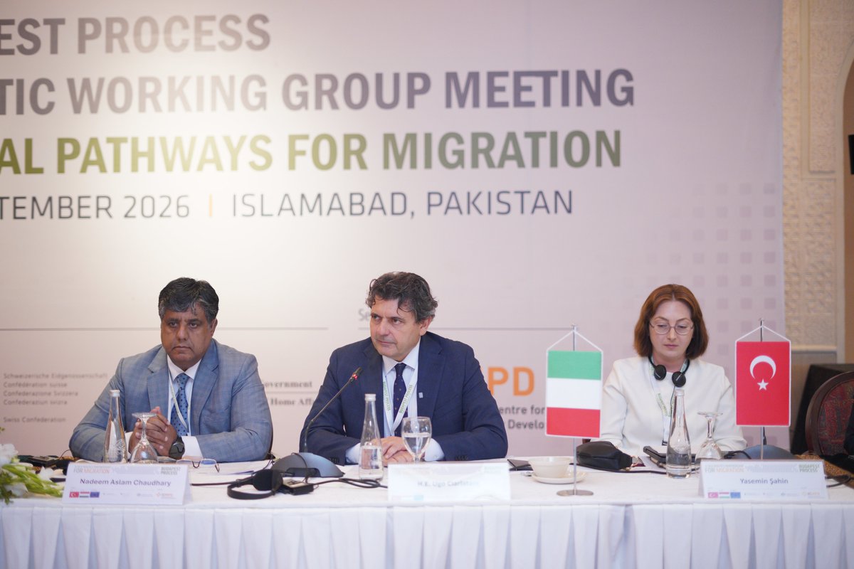 BudapestProcess's tweet photo. 🌍 Pakistan hosts the Budapest Process Thematic Working Group on Legal Pathways for Migration

🤝Opened by H.E. Chaudhry Salik Hussain @mophrd  and Susanne Raab @ICMPD 

Co-chaired by 🇵🇰 and 🇮🇹 focuses on private sector engagement in skills-based labour migration partnerships https://t.co/XVFQo11zvZ