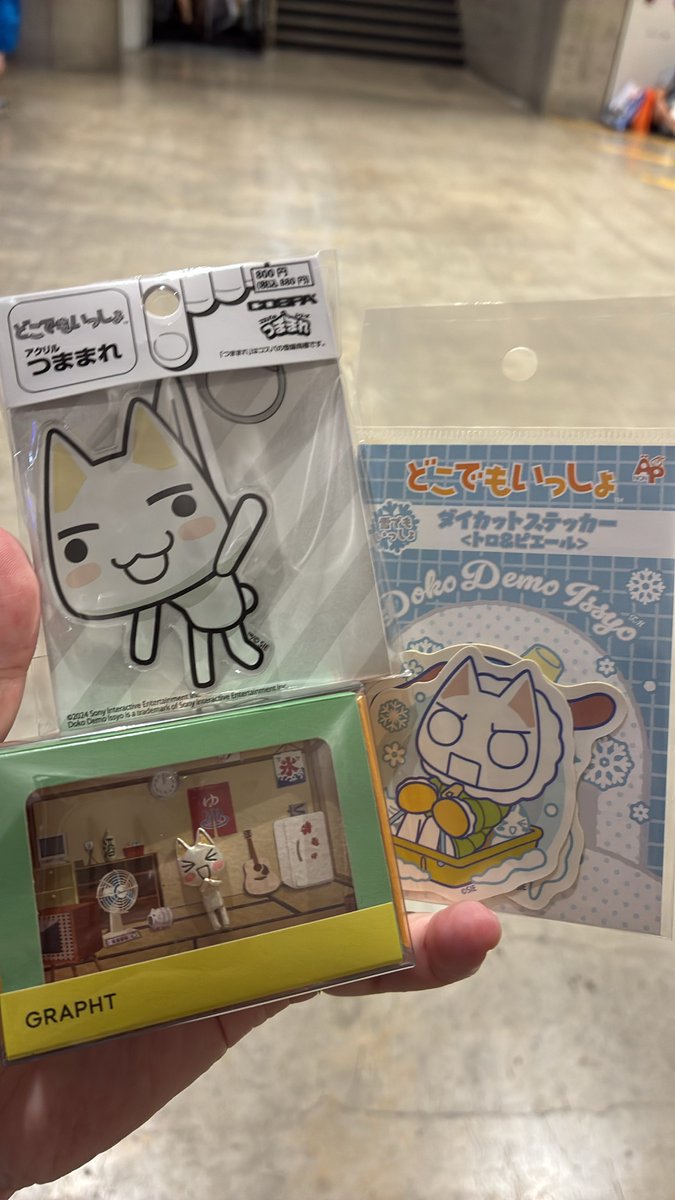 sister_Y10's tweet photo. 結局、TGSにグッズ買いに来たのかよ自分… https://t.co/GVvYW7dgQG