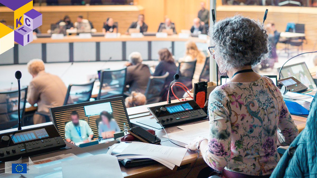 EUInterpreters's tweet photo. What is simultaneous interpreting?

It is a mode of #interpreting where the interpreter renders the speaker’s or signer’s message in another #language while they are still speaking or signing. 🎧👐

#KCTI 🔗 https://t.co/kkjFNN88bo https://t.co/J6fophE5JN