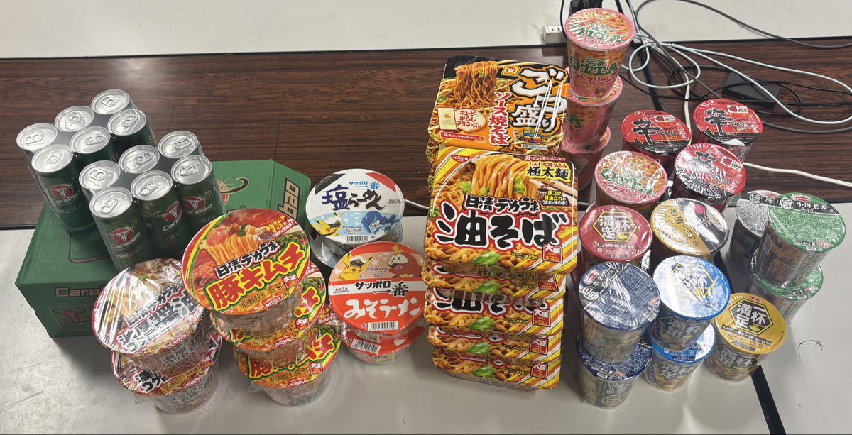 RobokenShinshu's tweet photo. ワイズトレーディング株式会社様より
カップ麺とエナジードリンクをいただきました！
ありがとうございます！
#ワイズトレーディング株式会社
#ロボット研究会ALPS https://t.co/6XwVicqpEy