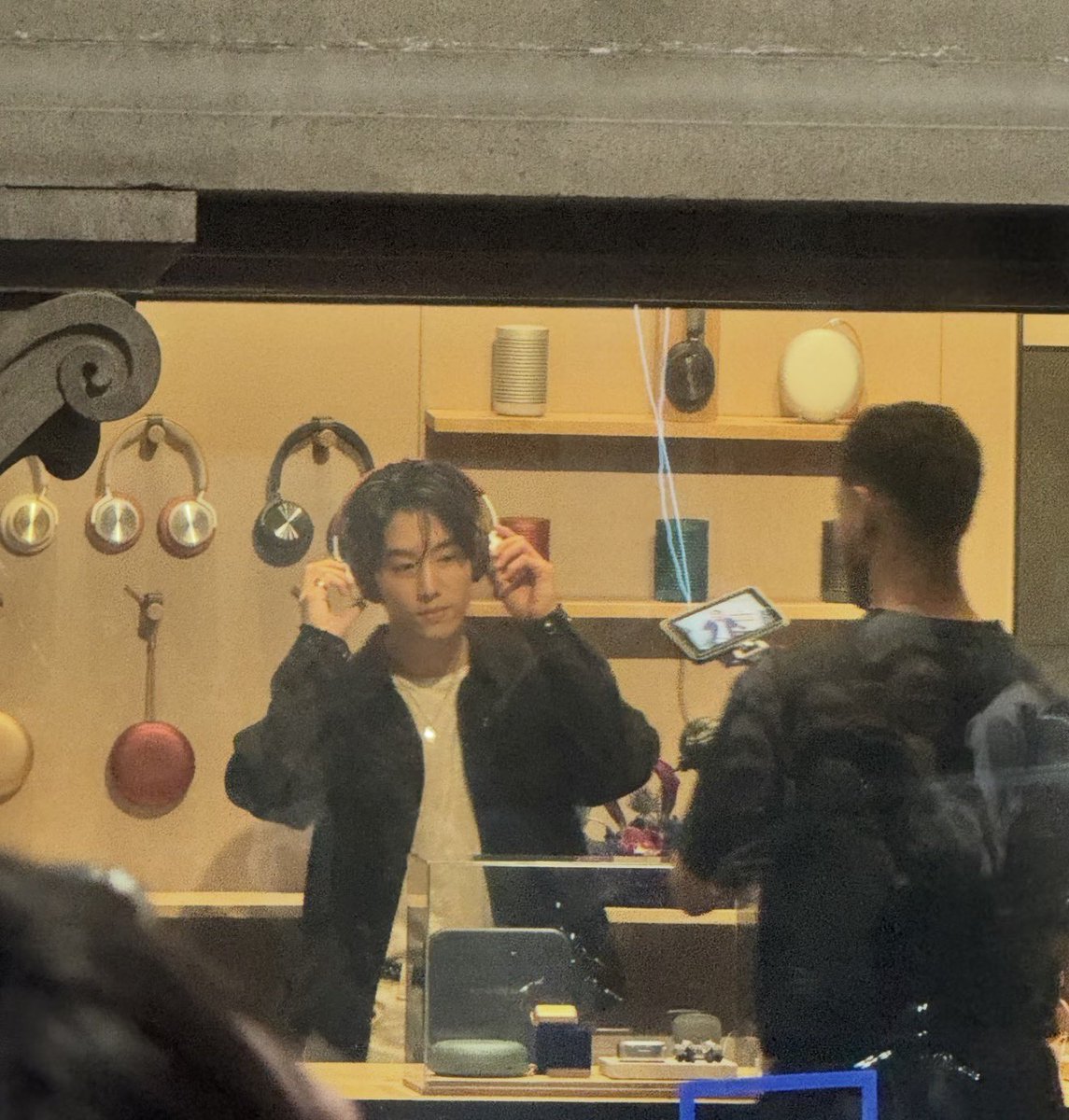 mtmie93's tweet photo. หล่อจังวะมาร์คต้วน ㅠㅠ 

Mark Tuan At Bang &amp; Olufsen Sydney
#MarkTuanxBangOlufsen https://t.co/KD1fhRJXj2