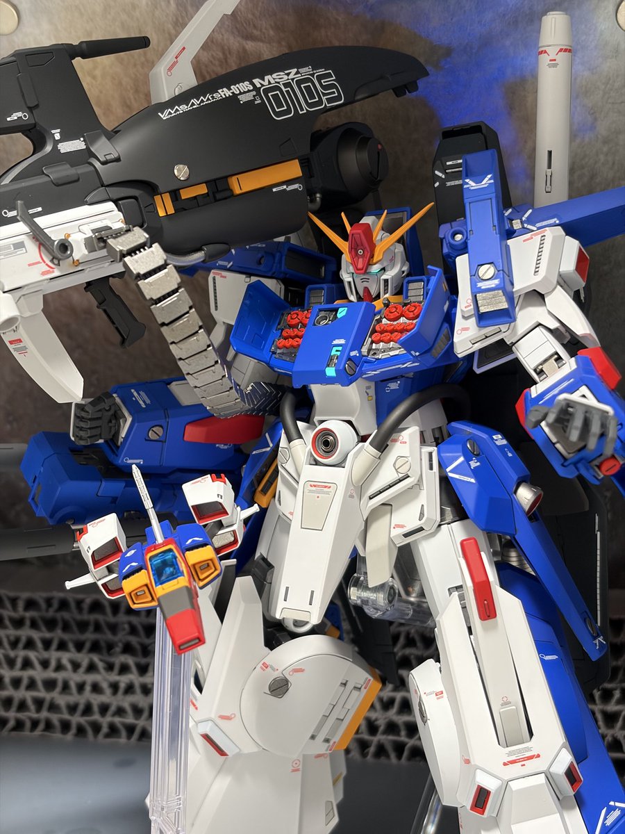 guitar_copy_fun's tweet photo. エネルギーケーブルつけ忘れてた！

#ガンプラ
#ガンプラ好きと繋がりたい
#ZZガンダム
#全塗装
#フルアーマー https://t.co/UcPkkSK4e2