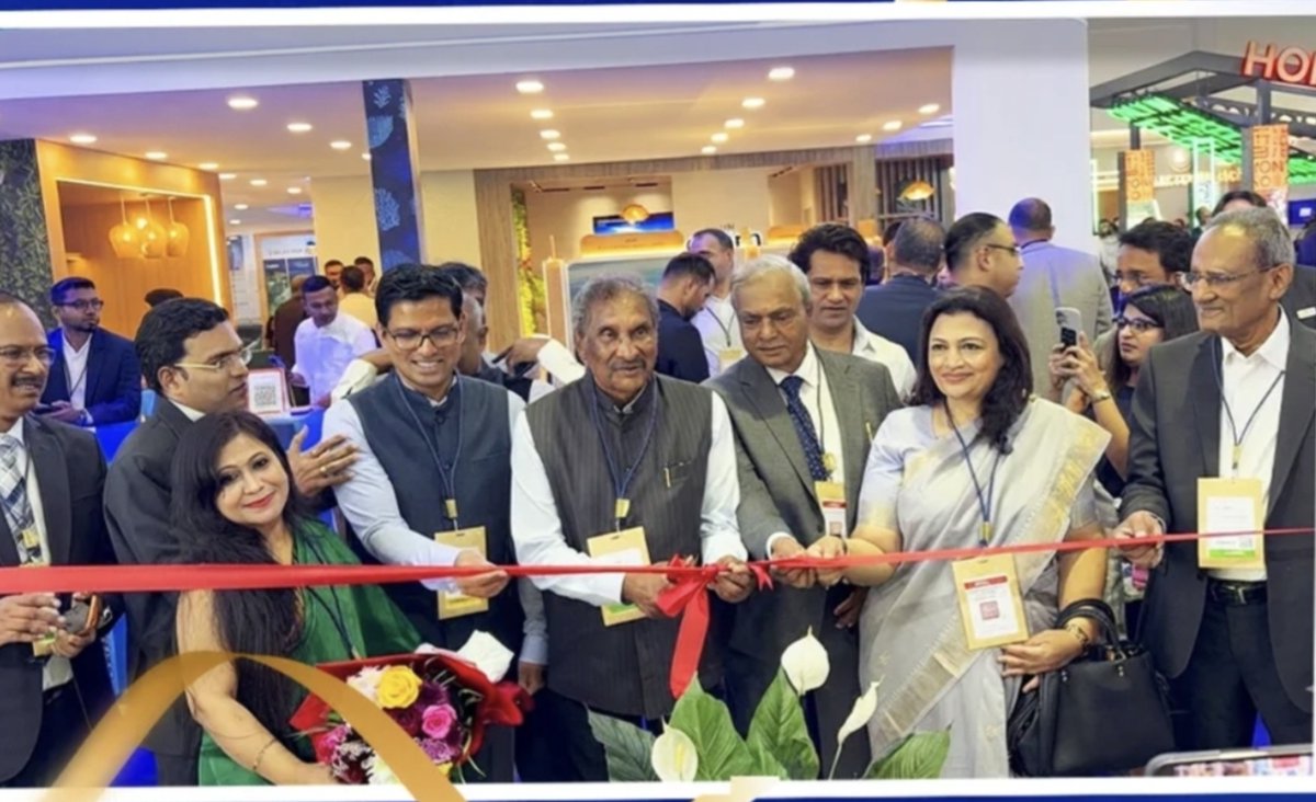 DrArathiKrishna's tweet photo. Inauguration of Karnataka tourism Stall @ Arabian Travel Market,Dubai along wit Sri @thekjgeorge K.J. George,minister for Energy &amp; Tourism,H.E.Satish Shivan,Hon'ble Con Gen of Ind,Dubai @cgidubai,Mr Srinivas,Chairman, @kstdc,Mr Ram prasath Manohar, IAS,Secretary,Tourism &amp; others. https://t.co/B9IIdIIld8