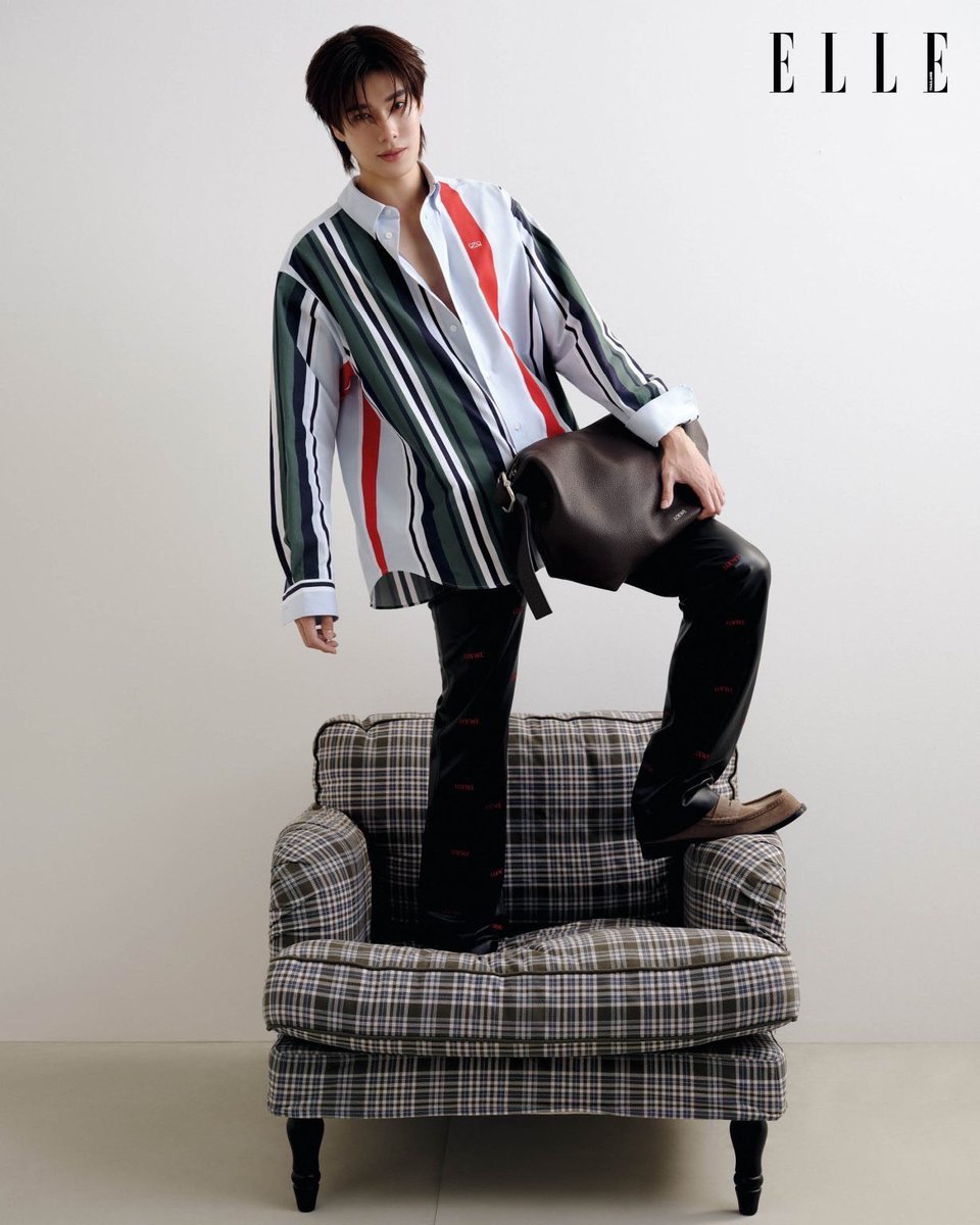 ELLEThailand's tweet photo. LOEWE ประกาศแต่งตั้ง ภูวินทร์ ตั้งศักดิ์ยืน  @phuwintang ขึ้นแท่นแบรนด์แอมบาซาเดอร์คนล่าสุด หลังจากเราได้เห็นภูวินทร์ร่วมงานกับ LOEWE มาอย่างยาวนานในฐานะ Friends of LOEWE มารอติดตามก้าวสำคัญครั้งใหม่ของภูวินทร์กันได้เลย!

#ELLEThailand
#LOEWE
#LOEWExPHUWIN
#phuwintang https://t.co/atsoXKzcMF