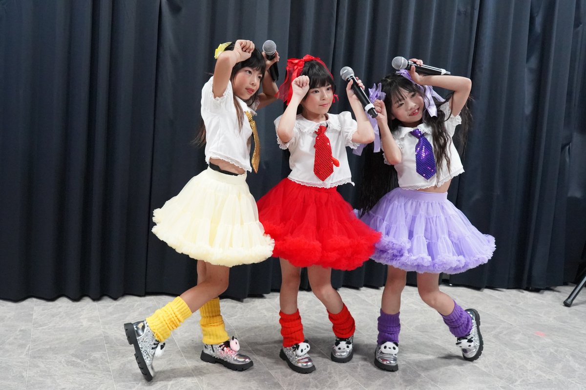 santa777sp's tweet photo. 2026.09.13
#札幌アイドルパレード vol.02
HAPI-PAPY デビュー🆕
#めいたん 💛
#みおりん 💜
#るったん ❤️
🐼
#hapipapy
#ハピパピ
#topmodelschool札幌校 https://t.co/2V1wBurFkX