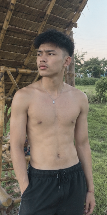 jimboylimboy's tweet photo. Ga boleh sombong walau jago https://t.co/IUzNS7hCz8