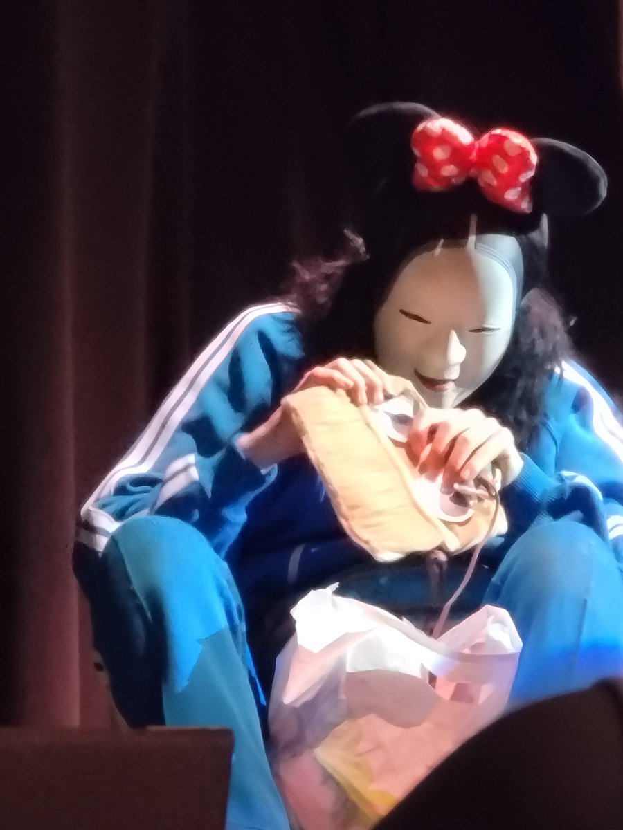 ryo_pokeharo_'s tweet photo. 2026,8,25 #猛暑を避けナイト
ラストはディズニーメドレー?
ディズニー全然分からない…ので世界観がずっと「?」だったけど真実さん可愛いしTapulse可愛くてかっこいいし結果的に全て楽しかったからよしw
#ラドンナ原宿
#MCC
#Tapulse
#加納真実 https://t.co/kYApA0CC4n