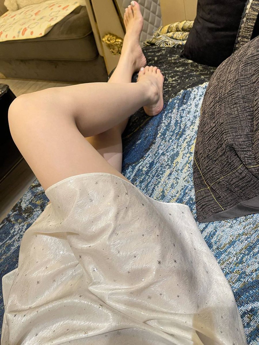 hedmin18's tweet photo. 我24女生，有炮友吗？我想找个固搭那种自以为是的人别来骚扰我 #瘾大 #约炮 https://t.co/ZgBHiFPgU0