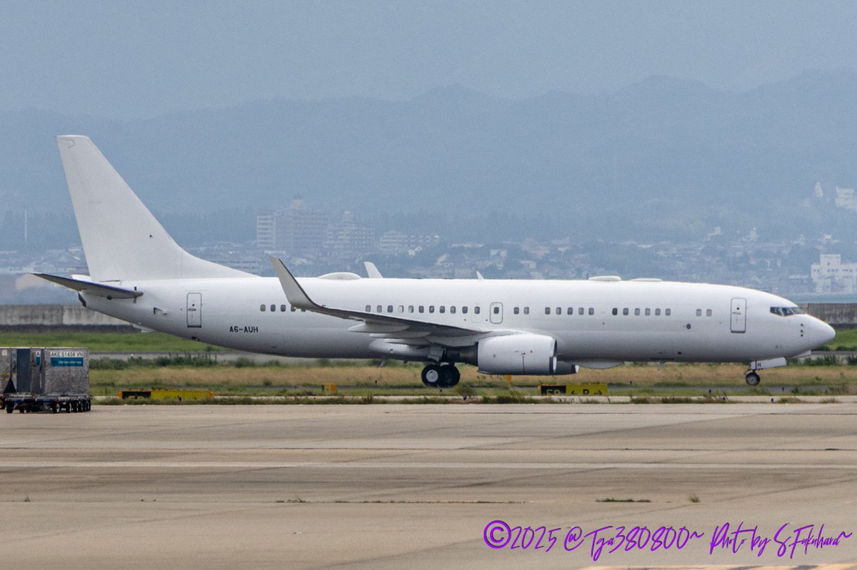 Tga380800's tweet photo. ☆Special livery aircraft/Rare aircraft☆
Airline:Abu Dhabi Amiri Flight
Aircraft:B737-800BBJ(WL)
Registration:A6-AUH
Remarks:United Arab Emirates-Presidential Flight
#AbuDhabiAmiriFlight #アブダビアミリフライト #PresidentialFlight #プレジデンシャルフライト #MO
#Boeing #B737 #B737800BBJ
#飛行機好きな人と繋がりたい #飛行機好きな人 #飛行機写真