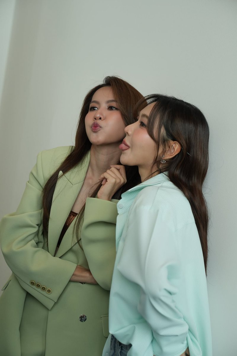 mazemaiaololen's tweet photo. I truly hope the world shows kindness and gentleness to these two. They deserve to be seen for their incredible talent and amazing qualities. May they have the opportunity to flourish and grow even more in their journey.

#น้ำหนึ่งเนย #NamneungNoey
#NamneungMilinD #NoeyKanteera https://t.co/Ij0h117bmC