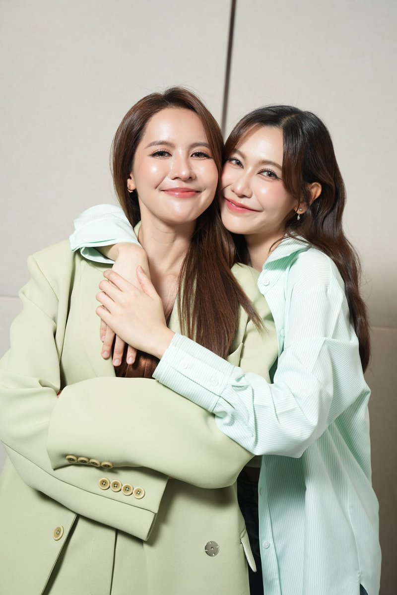 mazemaiaololen's tweet photo. I truly hope the world shows kindness and gentleness to these two. They deserve to be seen for their incredible talent and amazing qualities. May they have the opportunity to flourish and grow even more in their journey.

#น้ำหนึ่งเนย #NamneungNoey
#NamneungMilinD #NoeyKanteera https://t.co/Ij0h117bmC