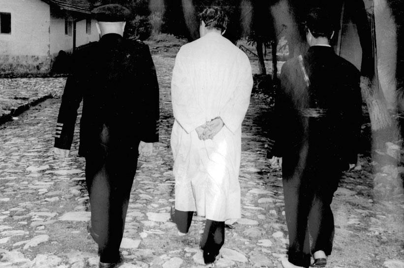 sadiksoztutan's tweet photo. Cinayetin 65. yıl dönümü... 
Öldürülen üç kişi değildi: https://t.co/6JhHx9tfHa
