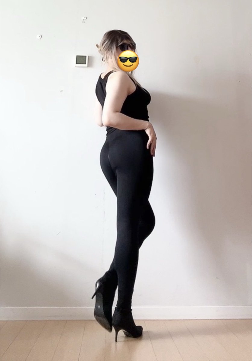 tighthigh0's tweet photo. 서윤희. 25세. 킴 카다시안 따라잡기 https://t.co/p7dxb0yOeQ